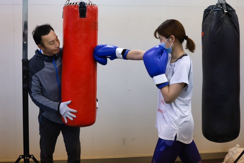 サンドバッグ打ち